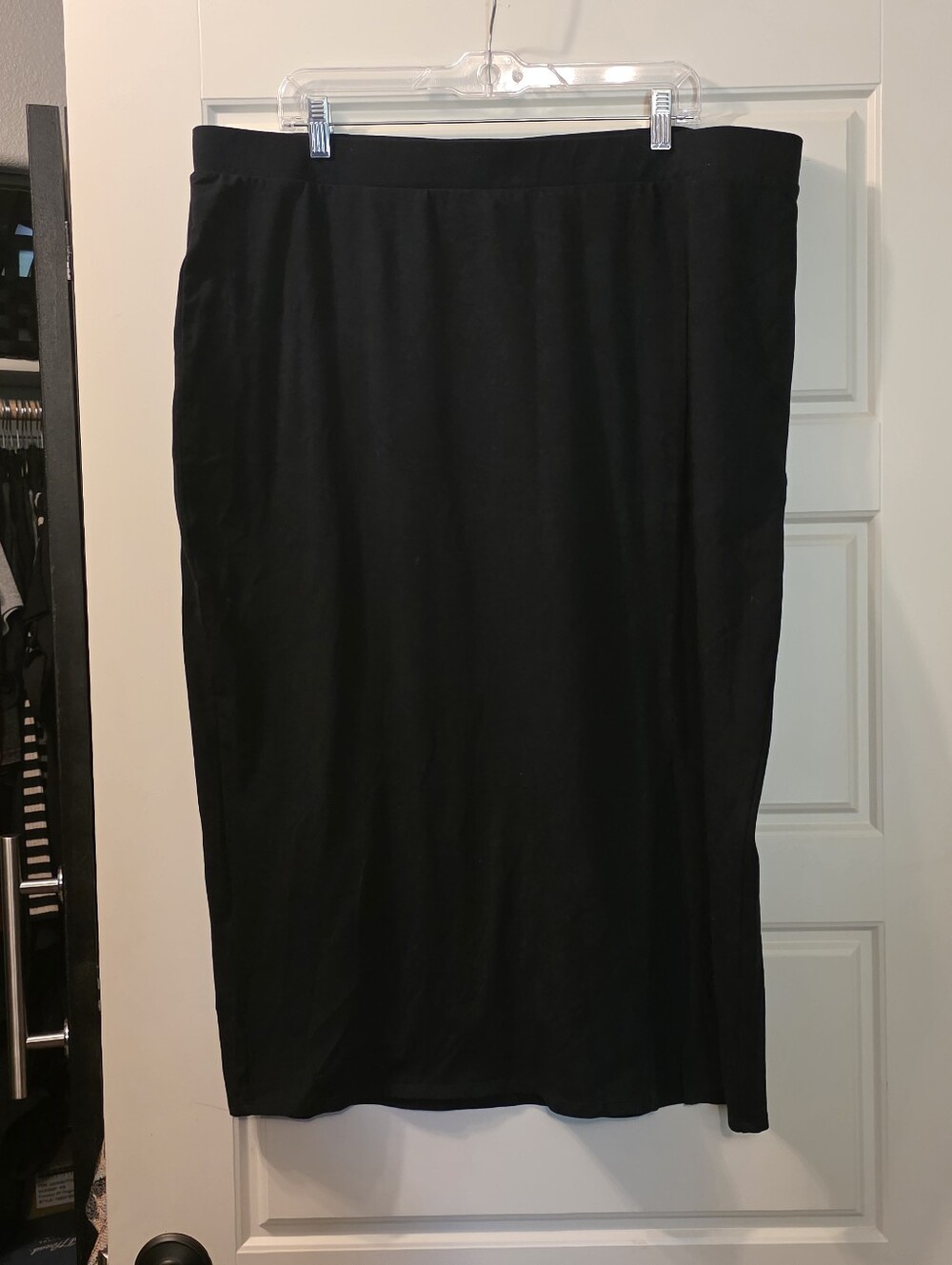 Classic Black Women's Pencil Skirt